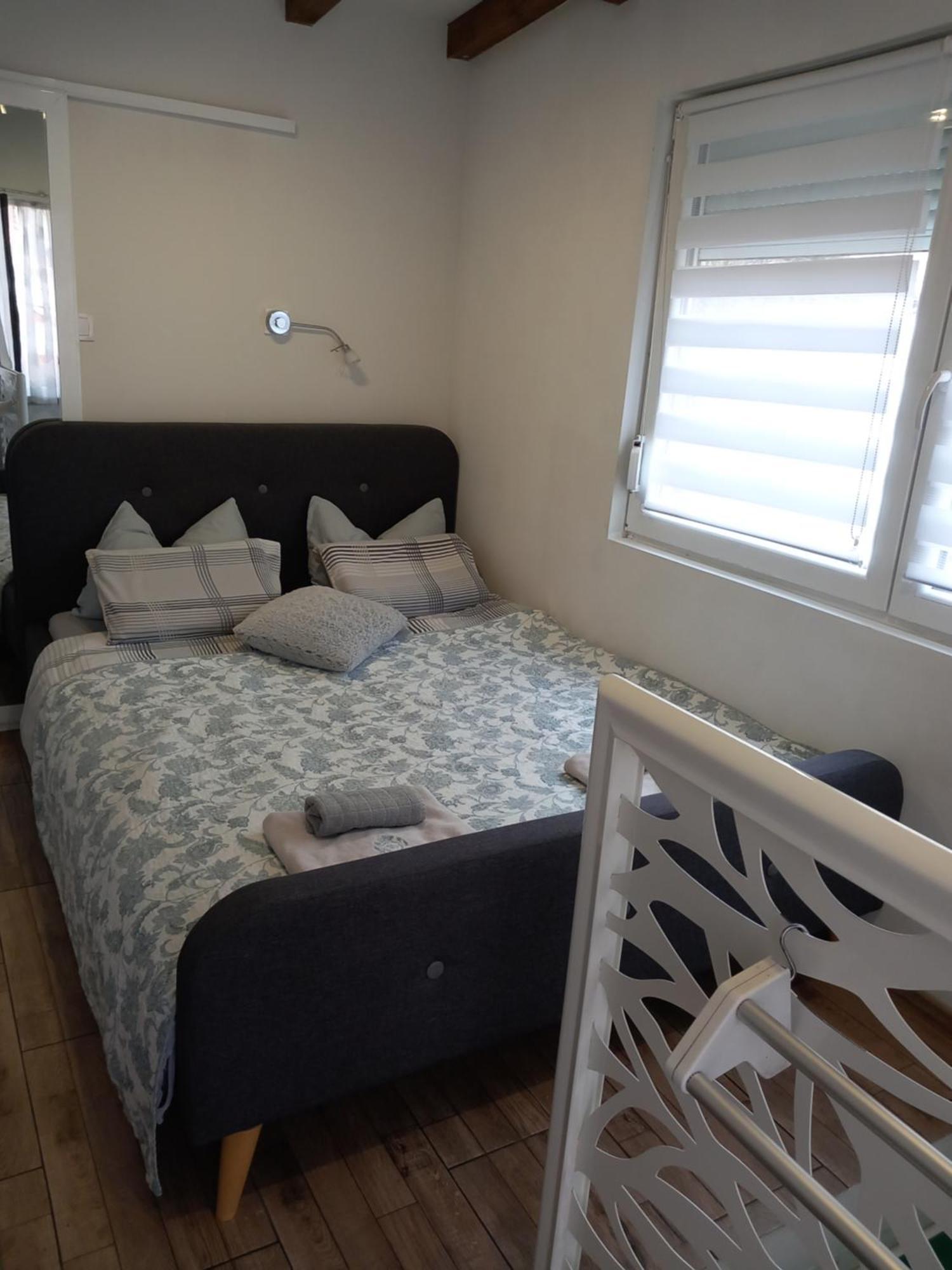 Charming Studio In The City Center Apartment Plovdiv Bagian luar foto